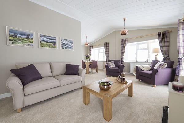 Willow Park Luxury Lodges Stratford on Avon park homes for sale