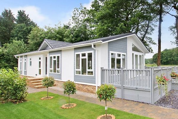 Willow Park Luxury Lodges Luxury homes on the Avon