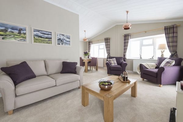 Willow Park Luxury Lodges, Salford Priors